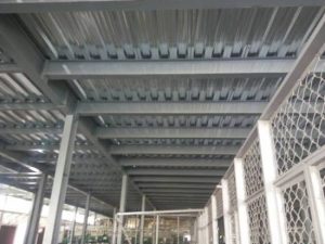 Nhà thép sàn decking - Công Ty Cổ Phần Hasuta Việt Nam